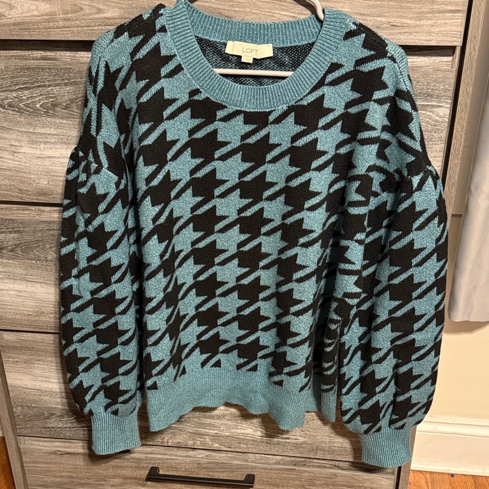 LOFT Teal and Black Houndstooth Sweater